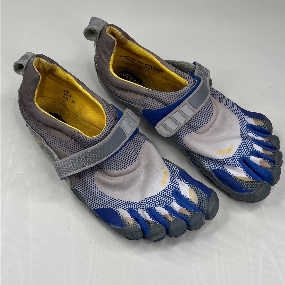 Vibram FiveFingers Bikila Gray and Blue Barefoot Running Footwear